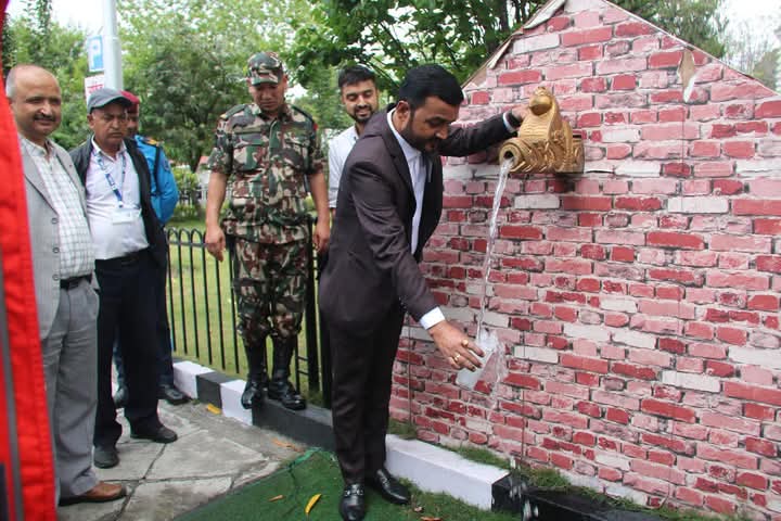 सिंहदरबारमा मेलम्चीको खानेपानी वितरण सुरु